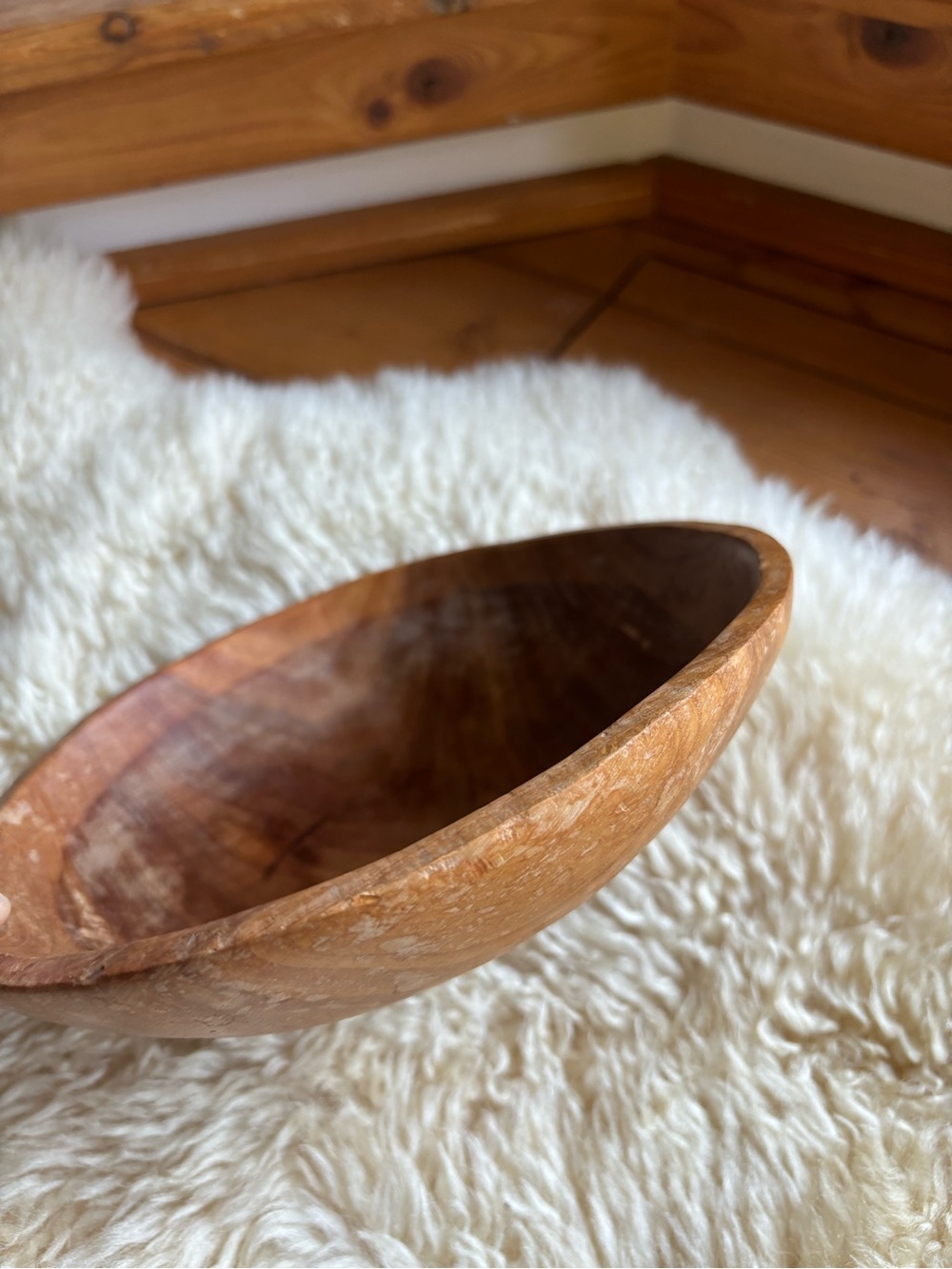 Vintage Hand Carved Wooden Bowl - Picture 4 of 7